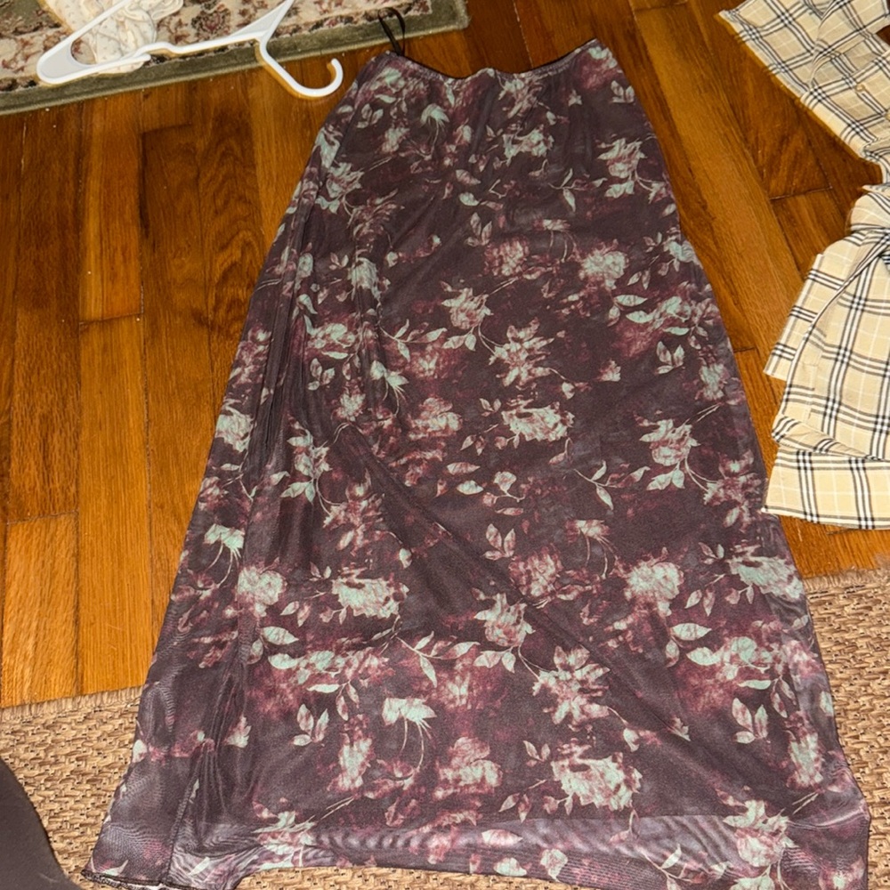 MOTEL Midi Skirt